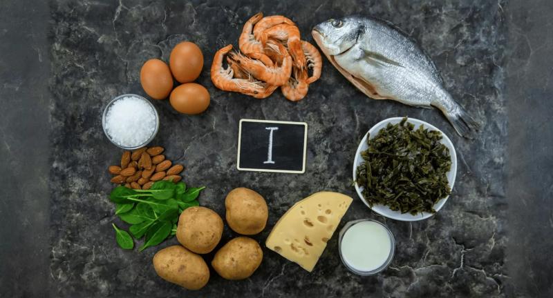 Вкусно и полезно: лучшие источники йода, чтобы поддержать щитовидную железу и самочувствие: смотреть видео урок онлайн на официальном сайте Живи!