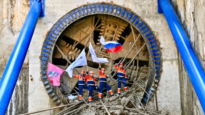 Собянин: Завершена проходка тоннеля между станциями «Новомосковская» и «Сосенки»